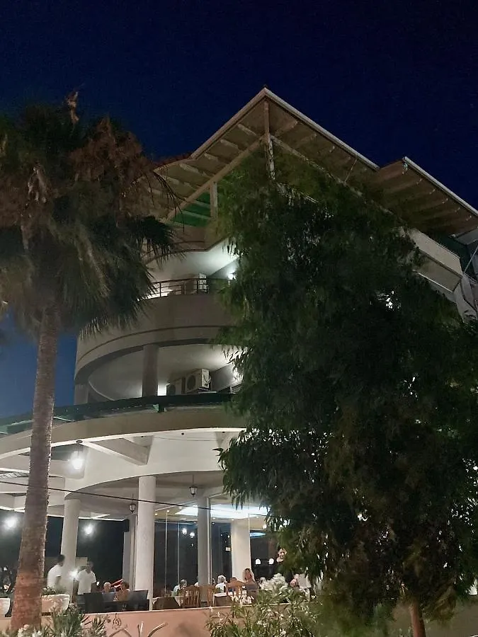 Luna Magica Hotel Borsh 0*,